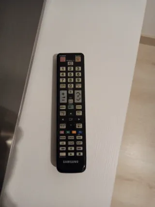 TV LED 40" Samsung UE40C6000RW