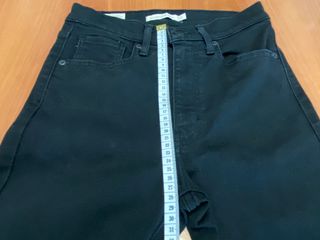 Vaqueros Levi's 711 Skinny W27 L30 Negro
