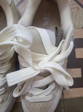 Zapatillas Zara Piel Talla 44 Beige/Blanco