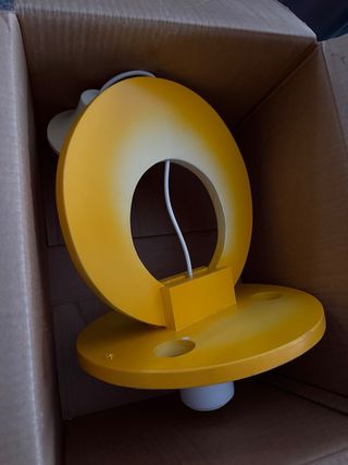 Lámpara infantil, madera chupete amarillo