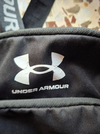Bandolera Under Armour original