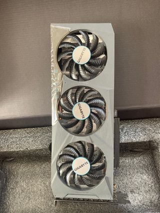 Gráfica Gigabyte RX 6600 Eagle 8GB - Nueva