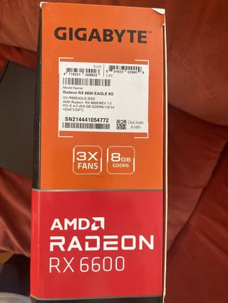 Gráfica Gigabyte RX 6600 Eagle 8GB - Nueva