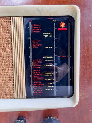 Radio de valvulas Pye Type 15 A