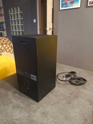 Xbox Series X con 1TB + Mando negro
