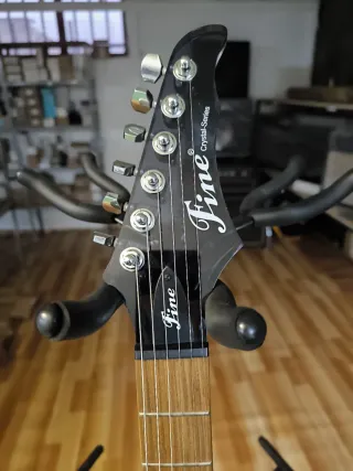 Guitarra Fine Crystal-series