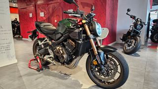 Honda CB650R Full Power 2025 4.000km