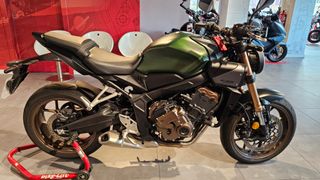 Honda CB650R Full Power 2025 4.000km