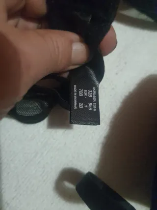 SUJETADORES A ESTRENAR. VAN 3.