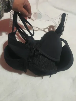 SUJETADORES A ESTRENAR. VAN 3.