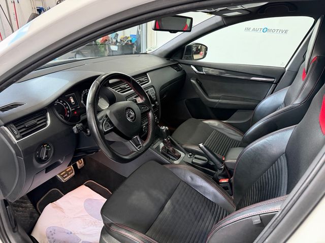 Skoda Octavia RS DSG UNICO DUEÑO PEGETINA C