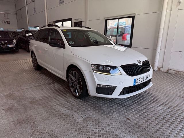 Skoda Octavia RS DSG UNICO DUEÑO PEGETINA C