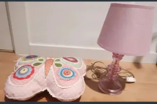 Lamparita Rosa y cojin