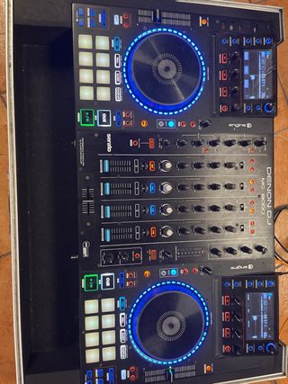 Mesa dj denon mc 8000