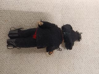 2 Muñecos antiguos con traje regional