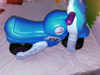 Moto de equilibrio infantil frozen