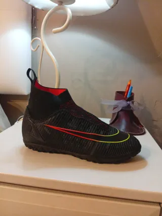 Botas de fútbol multitaco Talla 36
