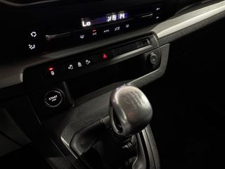 Peugeot Traveller Business VIP BlueHDi  Long