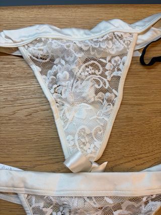 6 perizoma in pizzo! Taglia 2 e unica Intimissimi