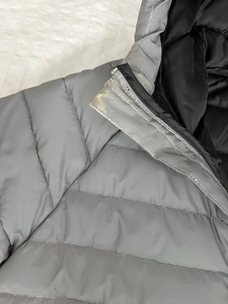 Cazadora Bershka reflectante -Talla S - Color gris