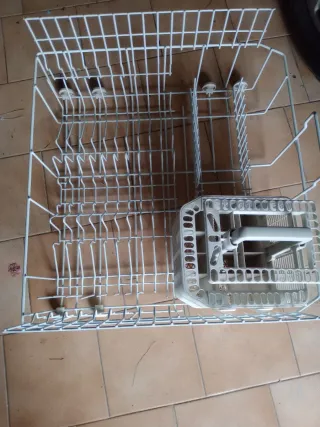 Cestello e portaposate Miele Polaris