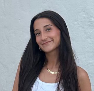 Niñera mañanas y fines semana disponibilidad total