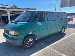 Volkswagen Transporter 2001 9 plazas