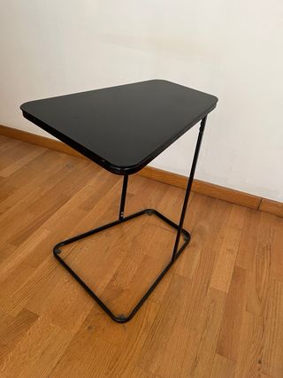 Mesa auxiliar negra