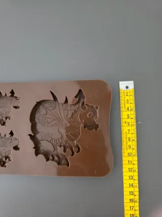 Molde para chocolate dragones