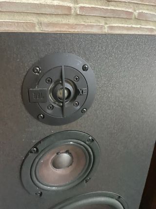 JBL P40