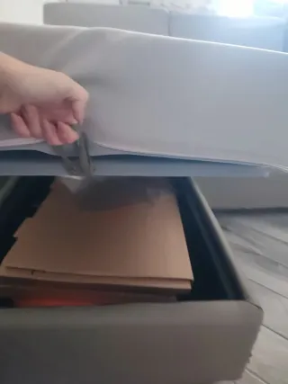 Divano 2 posti con penisola e letto