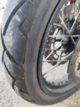 Benelli TRK 502x kit de arrastre nuevo.goma nueva