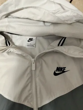 felpa Nike antivento