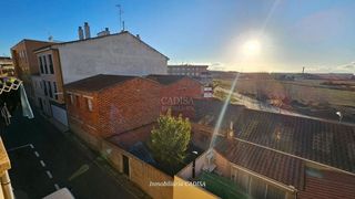 Piso en alquiler en Villamayor