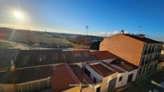 Piso en alquiler en Villamayor