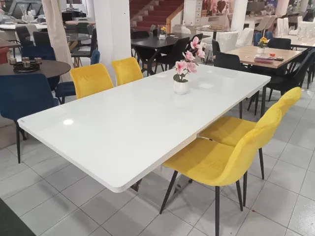 Mesa de comedor extensible