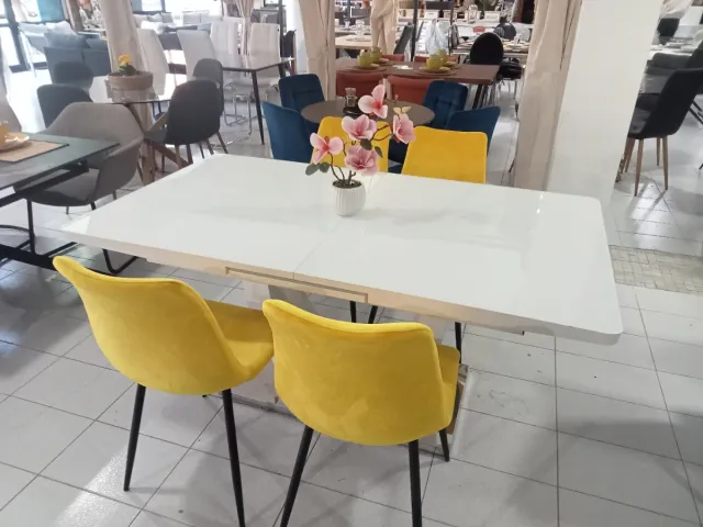 Mesa de comedor extensible