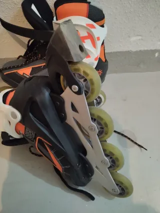 Patines en linea nuevos. 1 uso