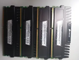 Corsair Vengeance - Módulo de Memoria DDR3. 4/4GB