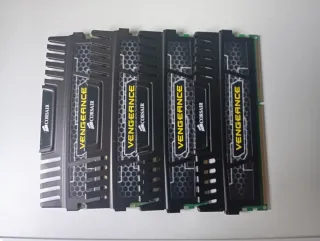 Corsair Vengeance - Módulo de Memoria DDR3. 4/4GB