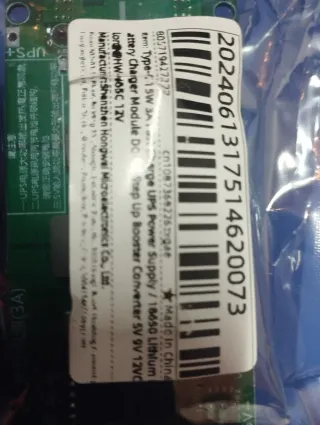 Cargador pilas 18650 de 3,7V