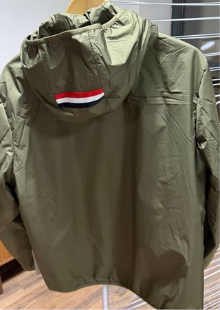 Chaqueta moncler nueva con etiqueta