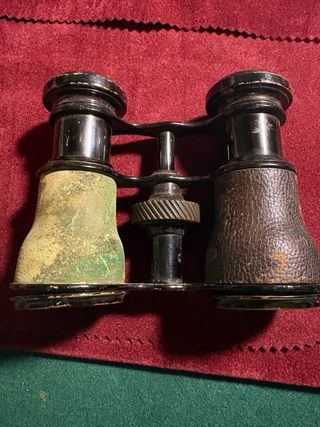 Antico binocolo da teatro