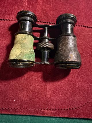 Antico binocolo da teatro