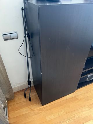 Mueble grande y robusto para televisión