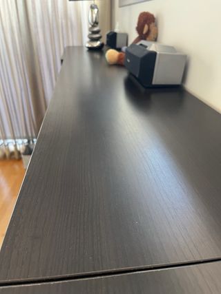 Mueble grande y robusto para televisión