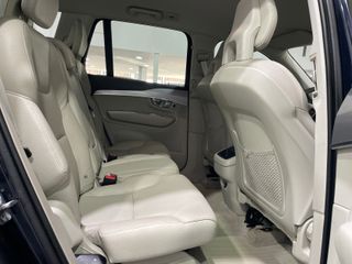 Volvo XC90 2.0 D5 AWD Momentum Auto