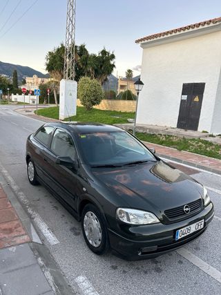 Opel Astra 2004