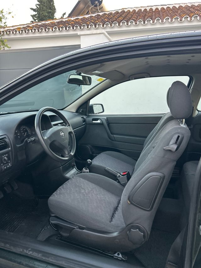 Opel Astra 2004