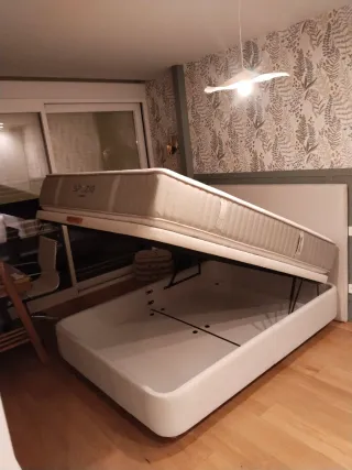 Canapés. Bases .somier .colchones nuevos y usados